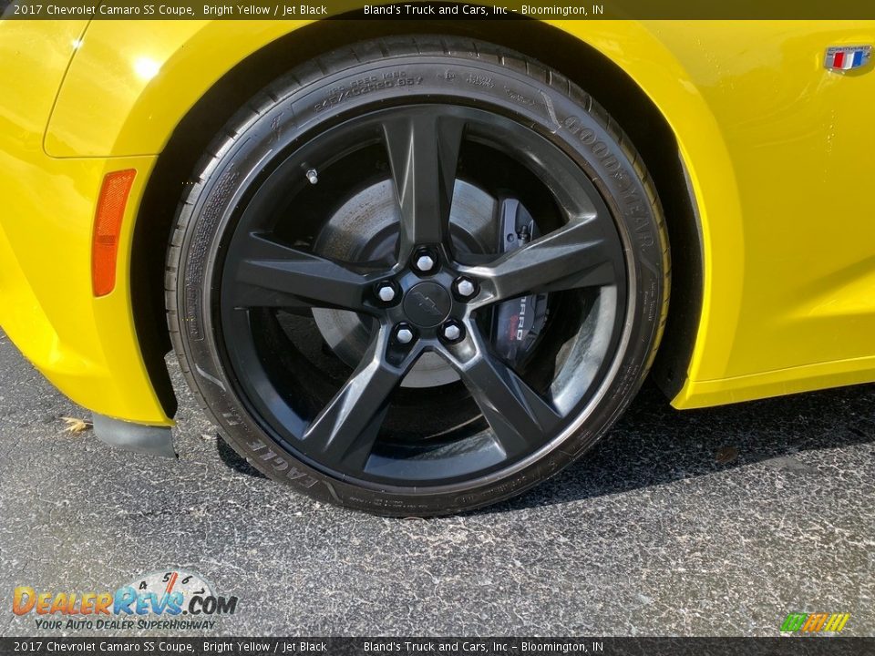 2017 Chevrolet Camaro SS Coupe Bright Yellow / Jet Black Photo #35