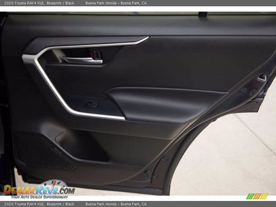 2020 Toyota RAV4 XLE Blueprint / Black Photo #33