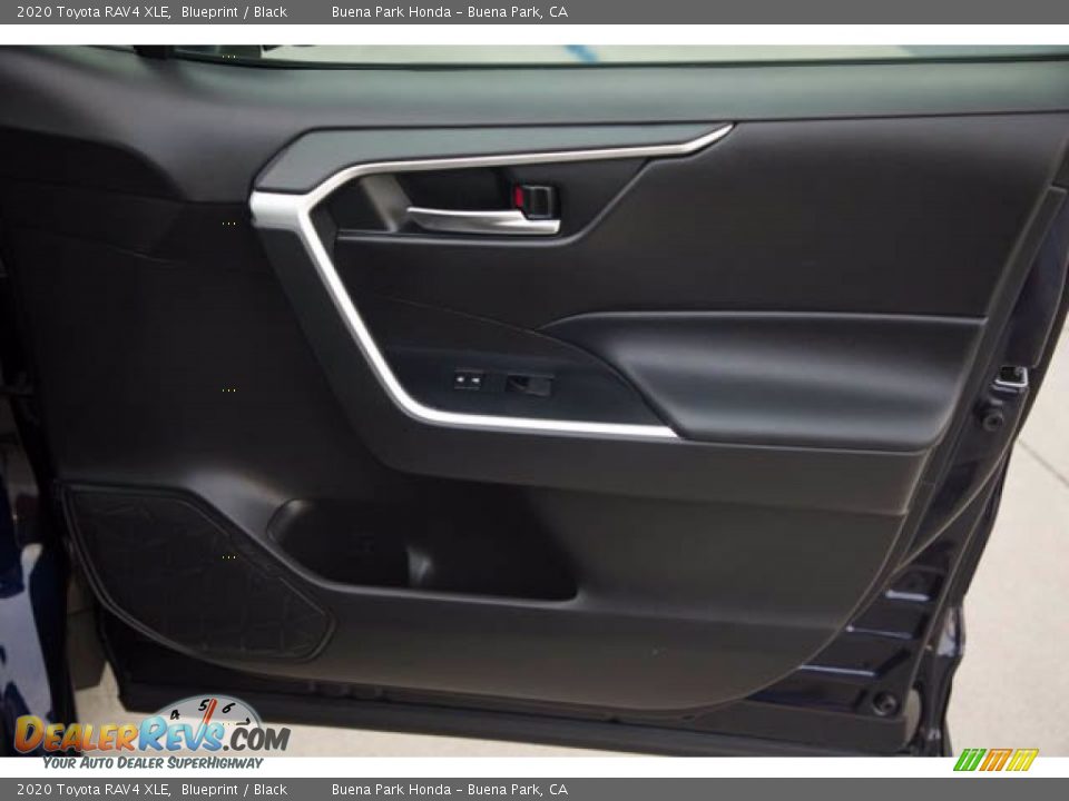 2020 Toyota RAV4 XLE Blueprint / Black Photo #34