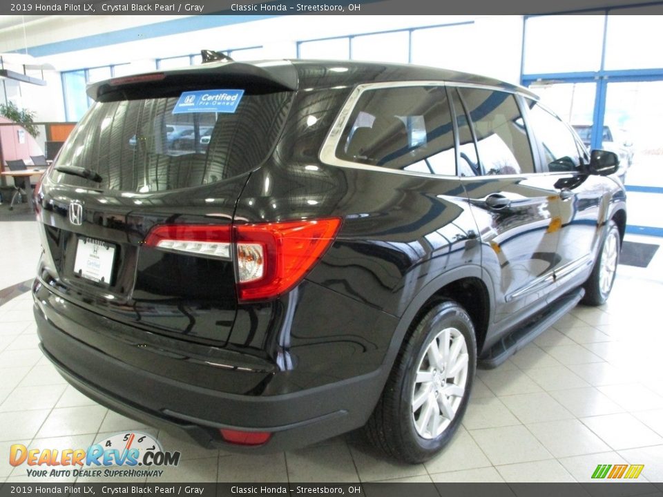 2019 Honda Pilot LX Crystal Black Pearl / Gray Photo #7