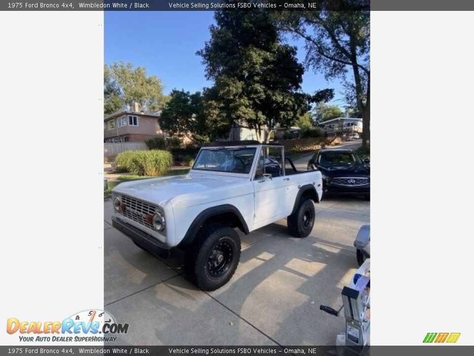 1975 Ford Bronco 4x4 Wimbledon White / Black Photo #9