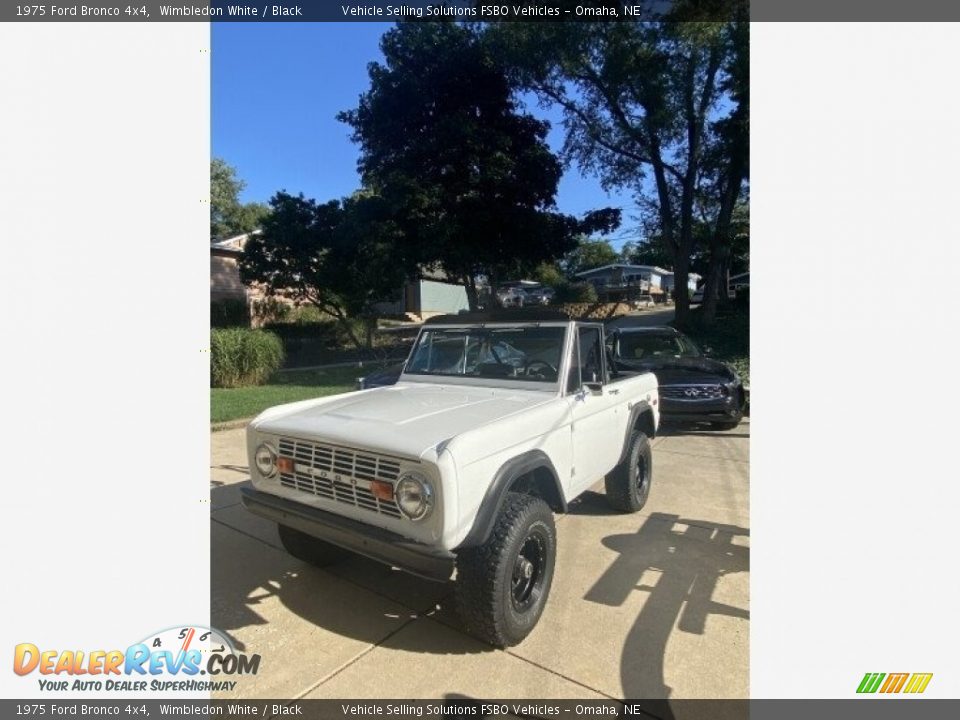 1975 Ford Bronco 4x4 Wimbledon White / Black Photo #10