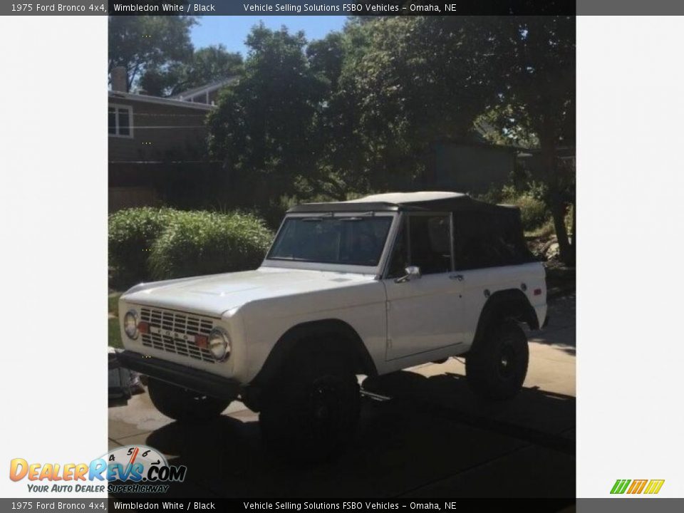 1975 Ford Bronco 4x4 Wimbledon White / Black Photo #12