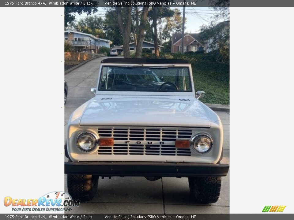 1975 Ford Bronco 4x4 Wimbledon White / Black Photo #13