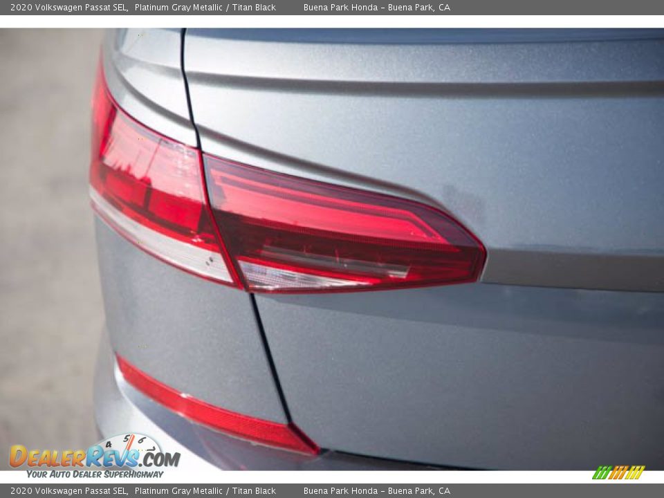 2020 Volkswagen Passat SEL Platinum Gray Metallic / Titan Black Photo #12