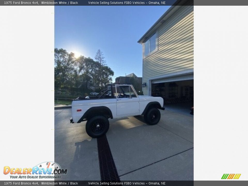 1975 Ford Bronco 4x4 Wimbledon White / Black Photo #25