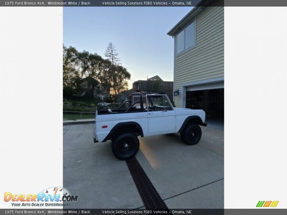 1975 Ford Bronco 4x4 Wimbledon White / Black Photo #26