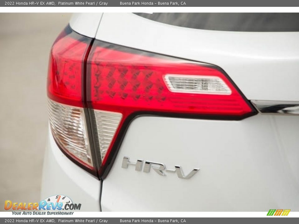 2022 Honda HR-V EX AWD Platinum White Pearl / Gray Photo #6