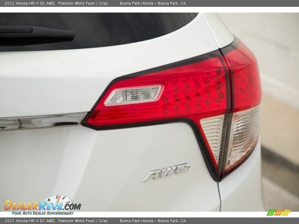 2022 Honda HR-V EX AWD Platinum White Pearl / Gray Photo #7