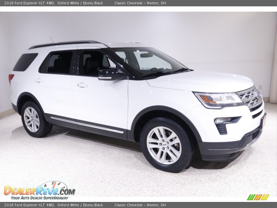 2018 Ford Explorer XLT 4WD Oxford White / Ebony Black Photo #1