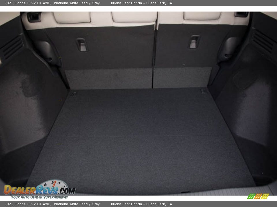 2022 Honda HR-V EX AWD Platinum White Pearl / Gray Photo #26