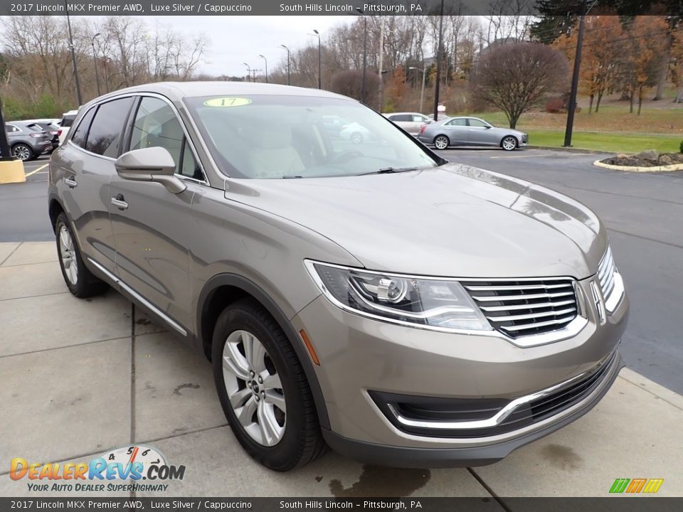 Front 3/4 View of 2017 Lincoln MKX Premier AWD Photo #8