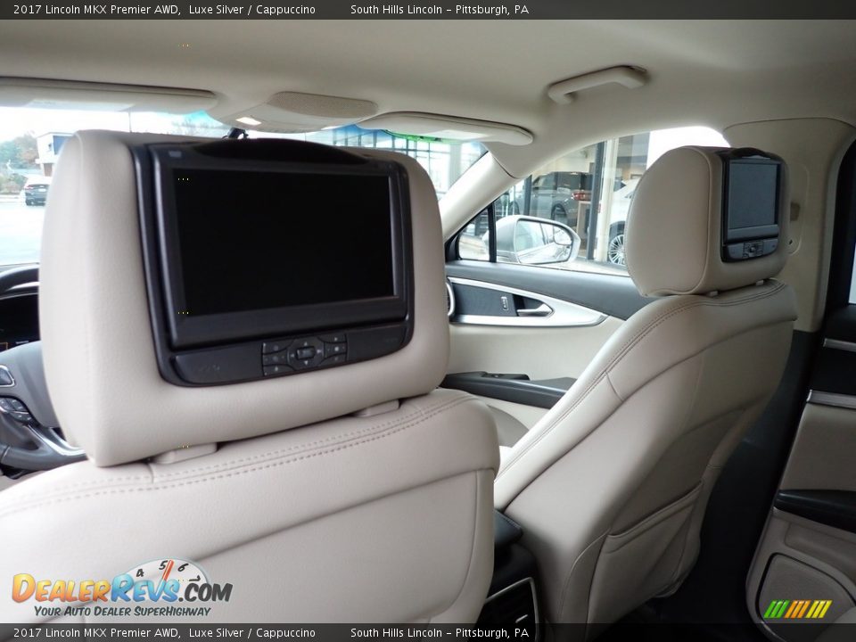 Entertainment System of 2017 Lincoln MKX Premier AWD Photo #18