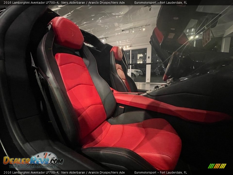Front Seat of 2016 Lamborghini Aventador LP700-4 Photo #7