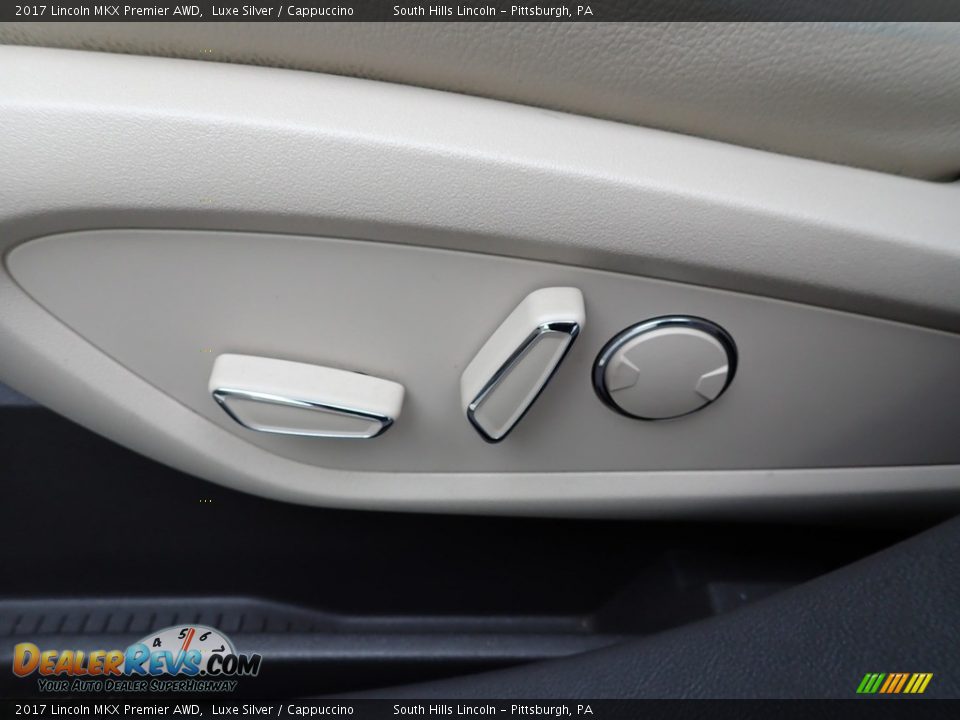 Controls of 2017 Lincoln MKX Premier AWD Photo #21