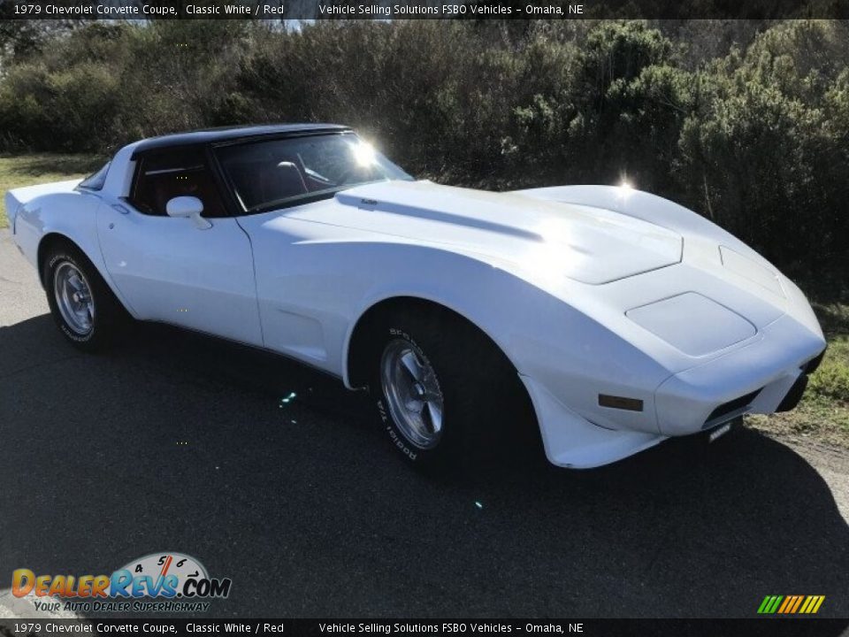 1979 Chevrolet Corvette Coupe Classic White / Red Photo #22