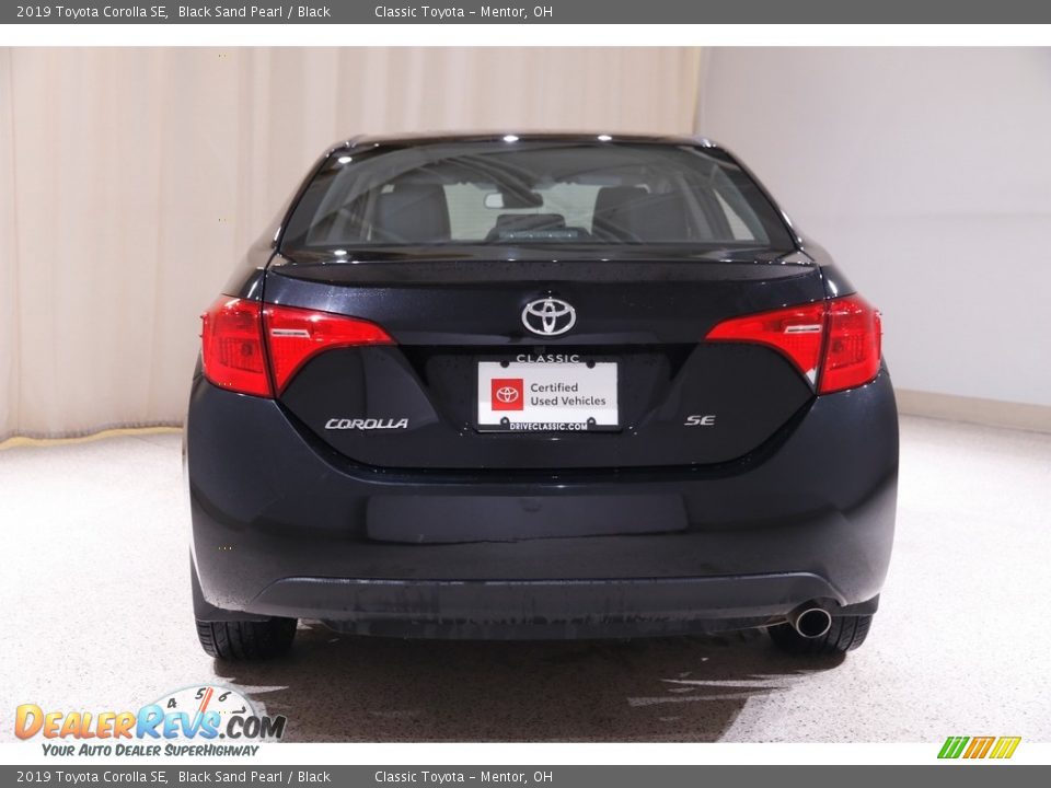 2019 Toyota Corolla SE Black Sand Pearl / Black Photo #16