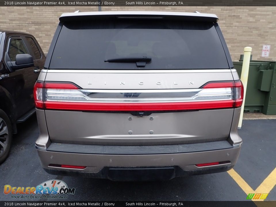 2018 Lincoln Navigator Premier 4x4 Iced Mocha Metallic / Ebony Photo #3