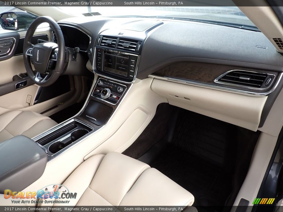 Dashboard of 2017 Lincoln Continental Premier Photo #12