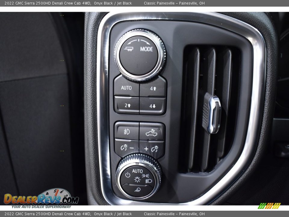 Controls of 2022 GMC Sierra 2500HD Denali Crew Cab 4WD Photo #11