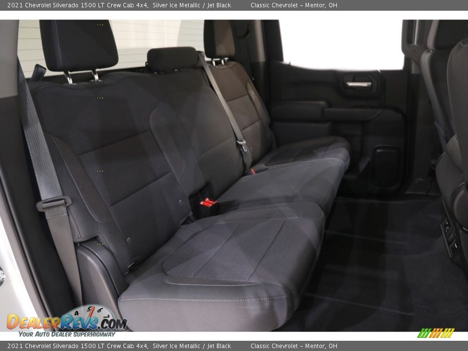 2021 Chevrolet Silverado 1500 LT Crew Cab 4x4 Silver Ice Metallic / Jet Black Photo #16