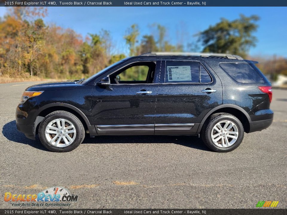 2015 Ford Explorer XLT 4WD Tuxedo Black / Charcoal Black Photo #2