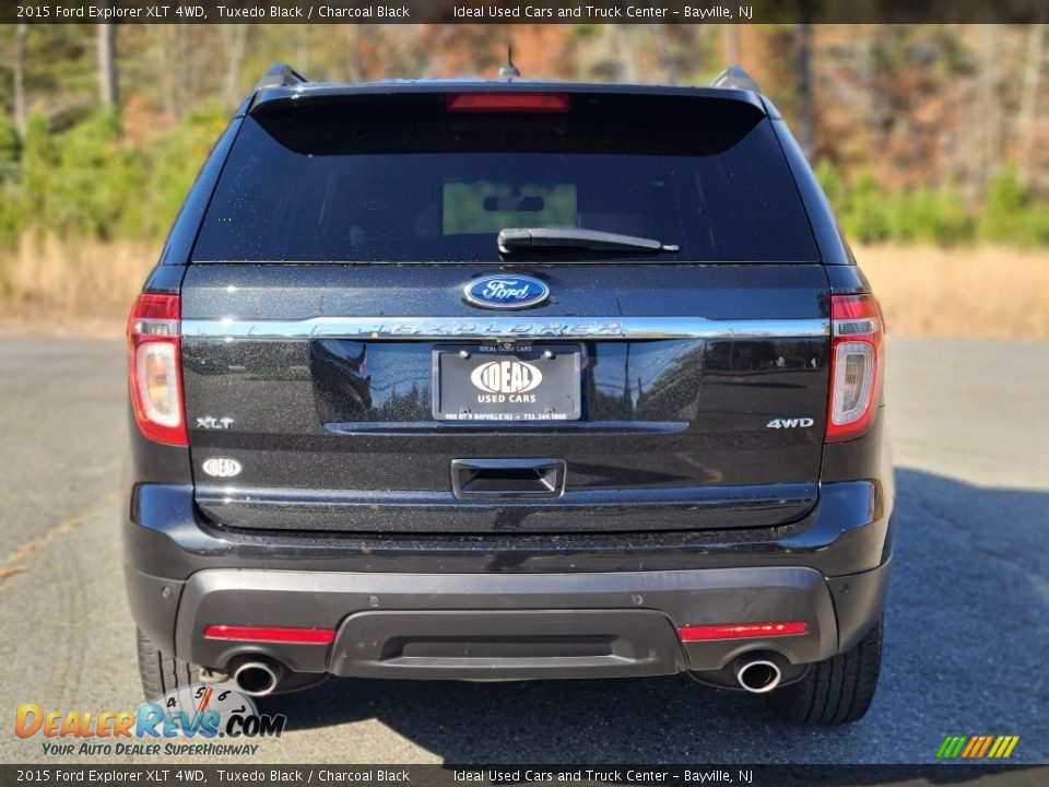 2015 Ford Explorer XLT 4WD Tuxedo Black / Charcoal Black Photo #4