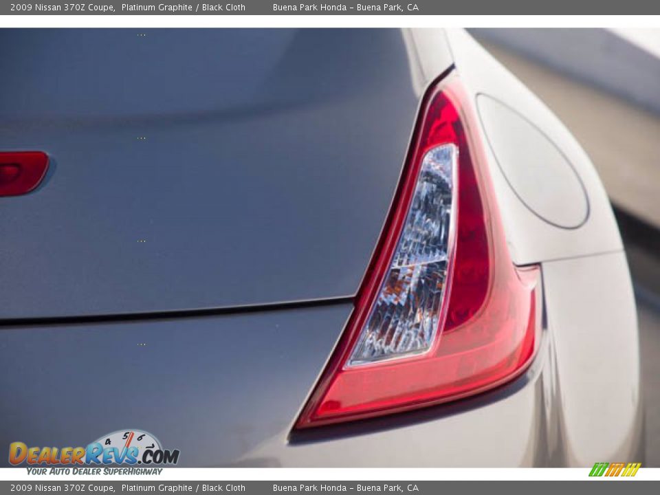 2009 Nissan 370Z Coupe Platinum Graphite / Black Cloth Photo #12