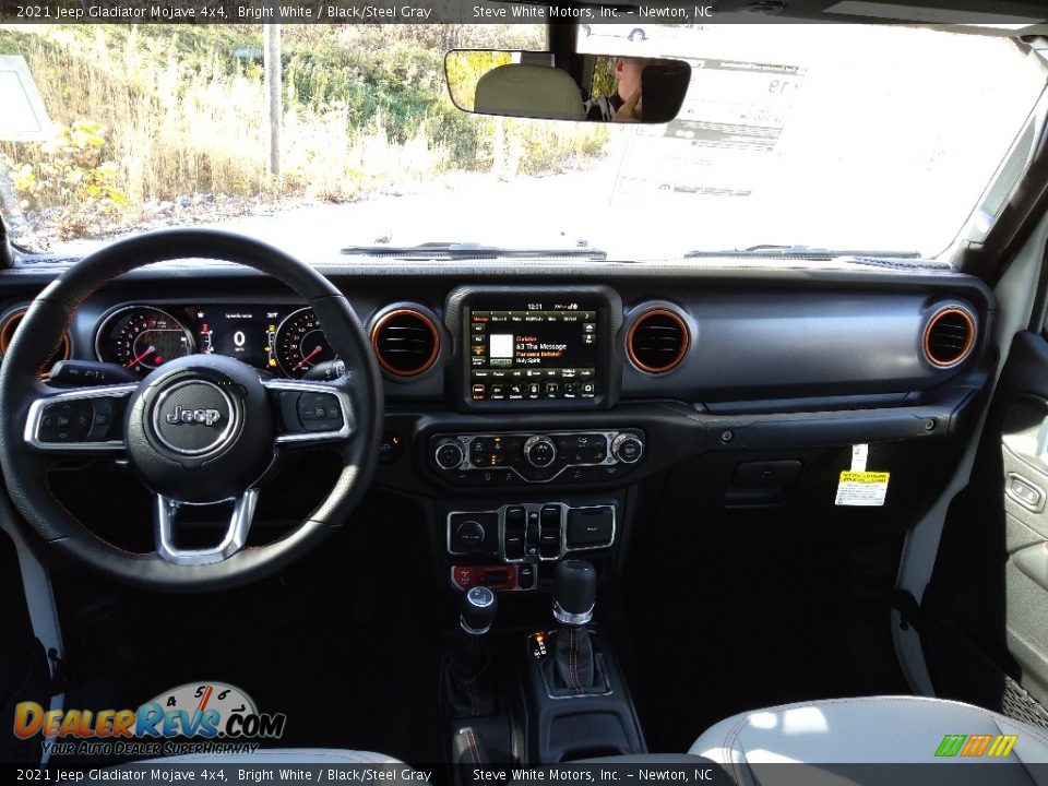 2021 Jeep Gladiator Mojave 4x4 Bright White / Black/Steel Gray Photo #18