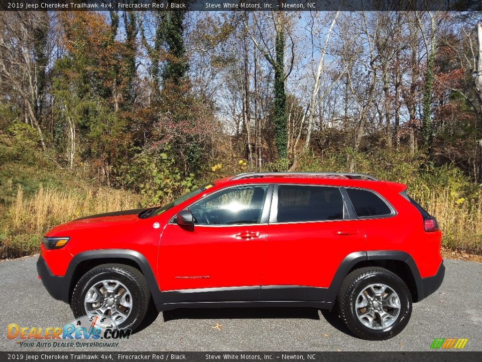 2019 Jeep Cherokee Trailhawk 4x4 Firecracker Red / Black Photo #1