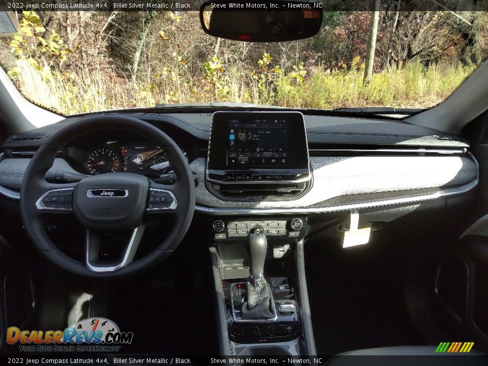 Dashboard of 2022 Jeep Compass Latitude 4x4 Photo #16