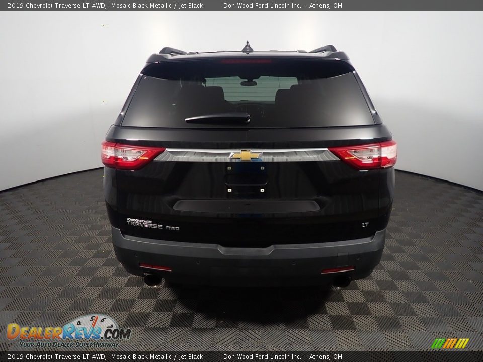 2019 Chevrolet Traverse LT AWD Mosaic Black Metallic / Jet Black Photo #14