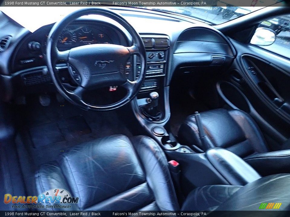 1998 Ford Mustang GT Convertible Laser Red / Black Photo #16