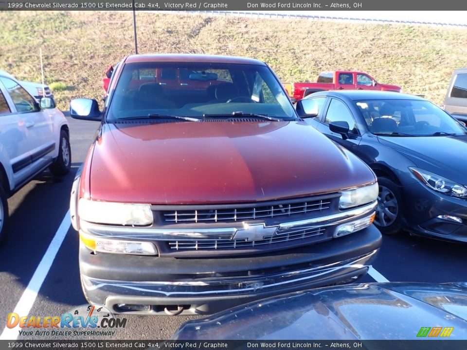 1999 Chevrolet Silverado 1500 LS Extended Cab 4x4 Victory Red / Graphite Photo #4
