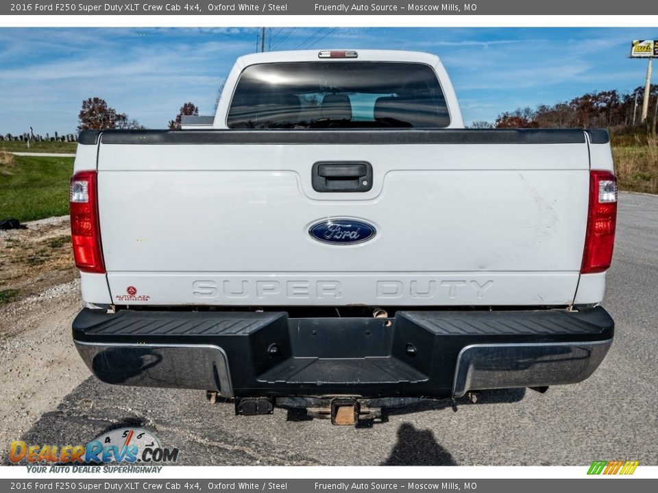 2016 Ford F250 Super Duty XLT Crew Cab 4x4 Oxford White / Steel Photo #5