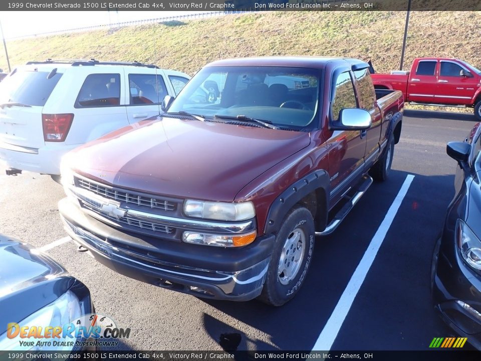 1999 Chevrolet Silverado 1500 LS Extended Cab 4x4 Victory Red / Graphite Photo #5