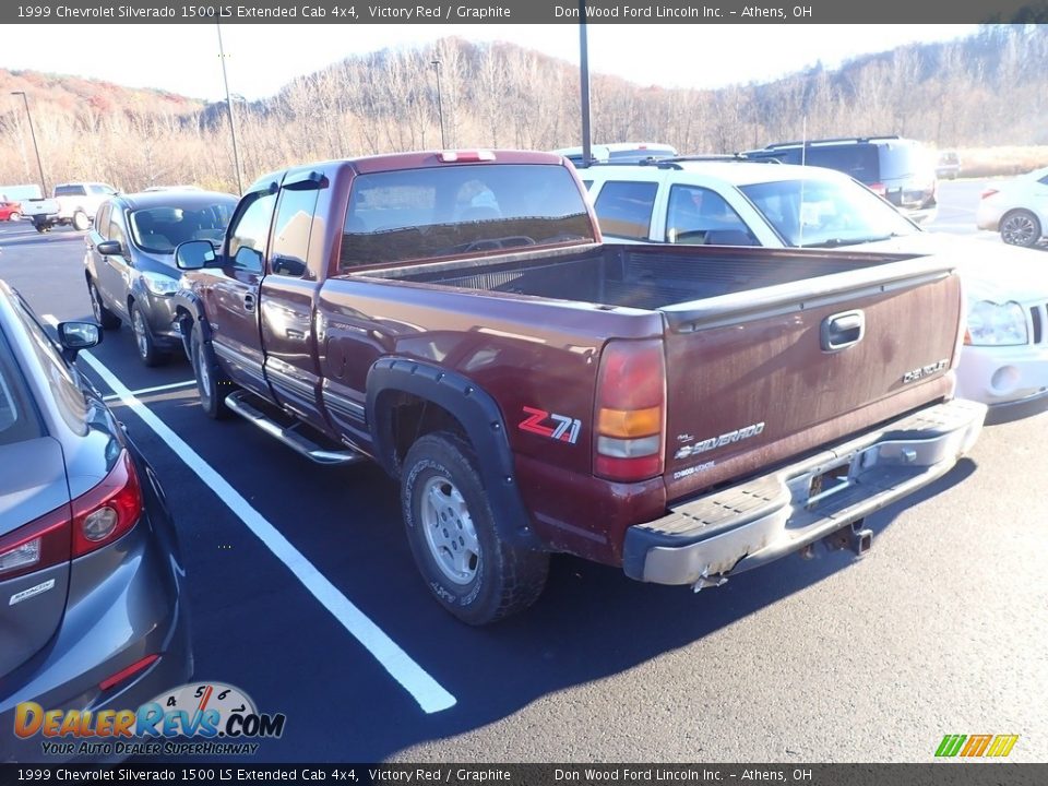 1999 Chevrolet Silverado 1500 LS Extended Cab 4x4 Victory Red / Graphite Photo #7