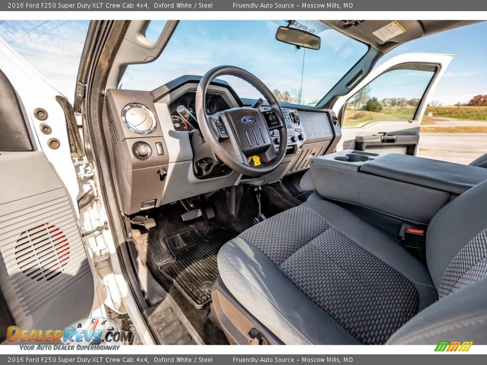 2016 Ford F250 Super Duty XLT Crew Cab 4x4 Oxford White / Steel Photo #20