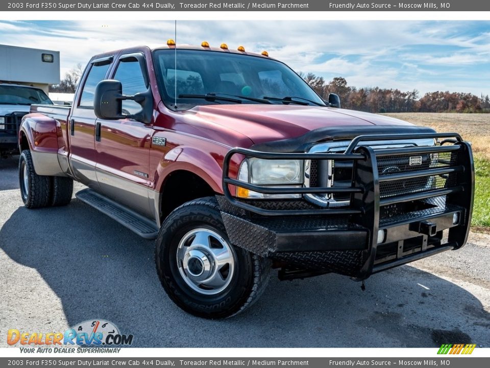 Front 3/4 View of 2003 Ford F350 Super Duty Lariat Crew Cab 4x4 Dually Photo #1
