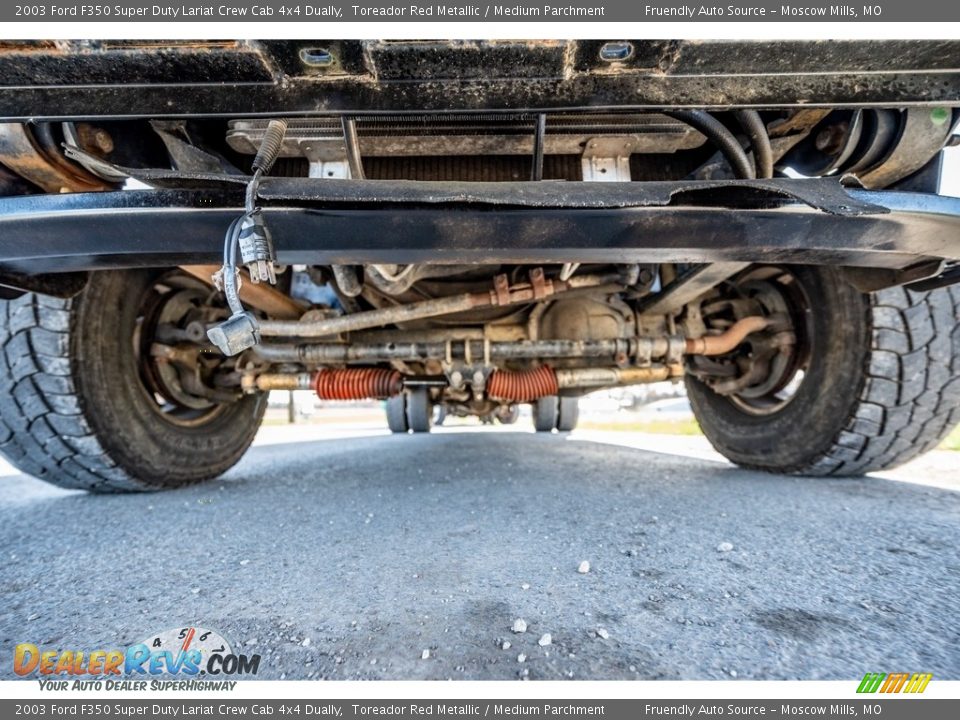 Undercarriage of 2003 Ford F350 Super Duty Lariat Crew Cab 4x4 Dually Photo #10