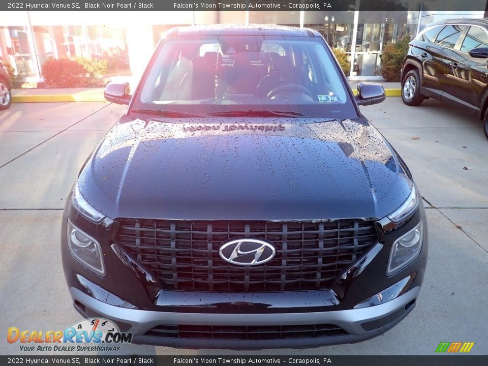 2022 Hyundai Venue SE Black Noir Pearl / Black Photo #7