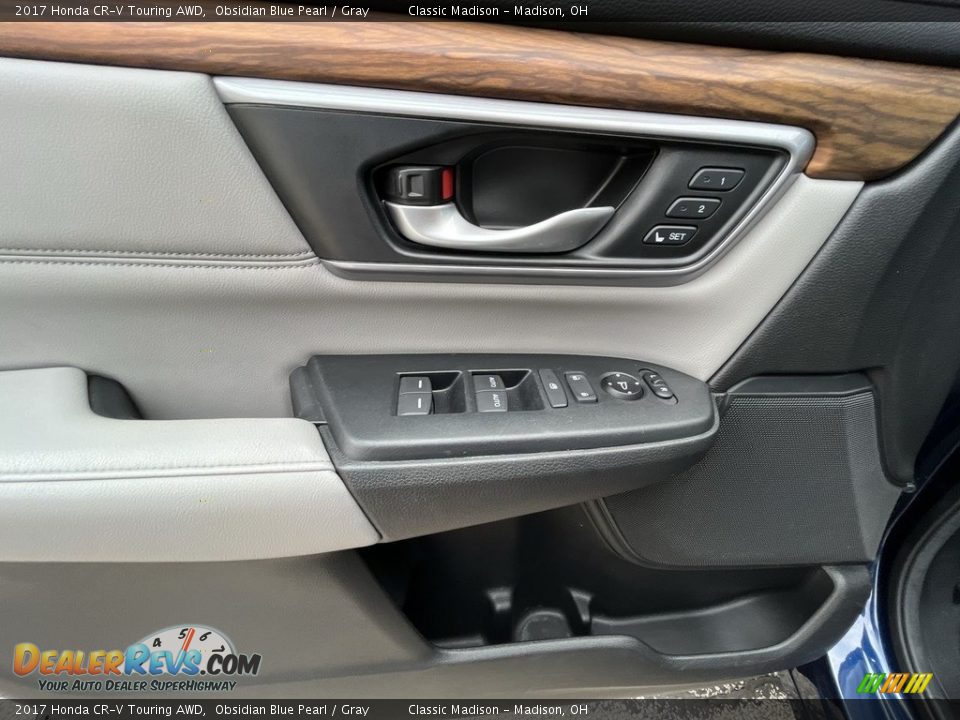 2017 Honda CR-V Touring AWD Obsidian Blue Pearl / Gray Photo #19