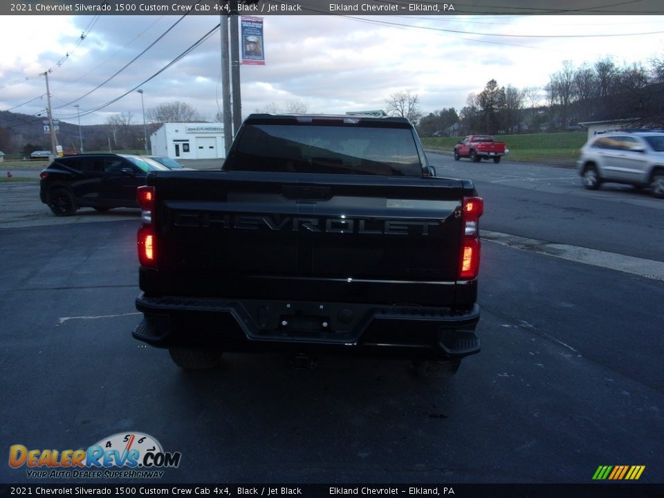 2021 Chevrolet Silverado 1500 Custom Crew Cab 4x4 Black / Jet Black Photo #4