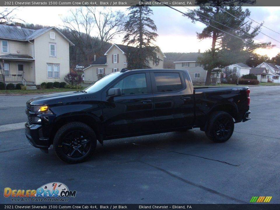 2021 Chevrolet Silverado 1500 Custom Crew Cab 4x4 Black / Jet Black Photo #7