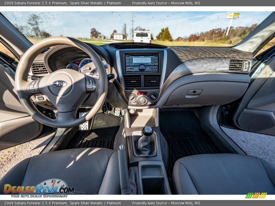 2009 Subaru Forester 2.5 X Premium Spark Silver Metallic / Platinum Photo #31