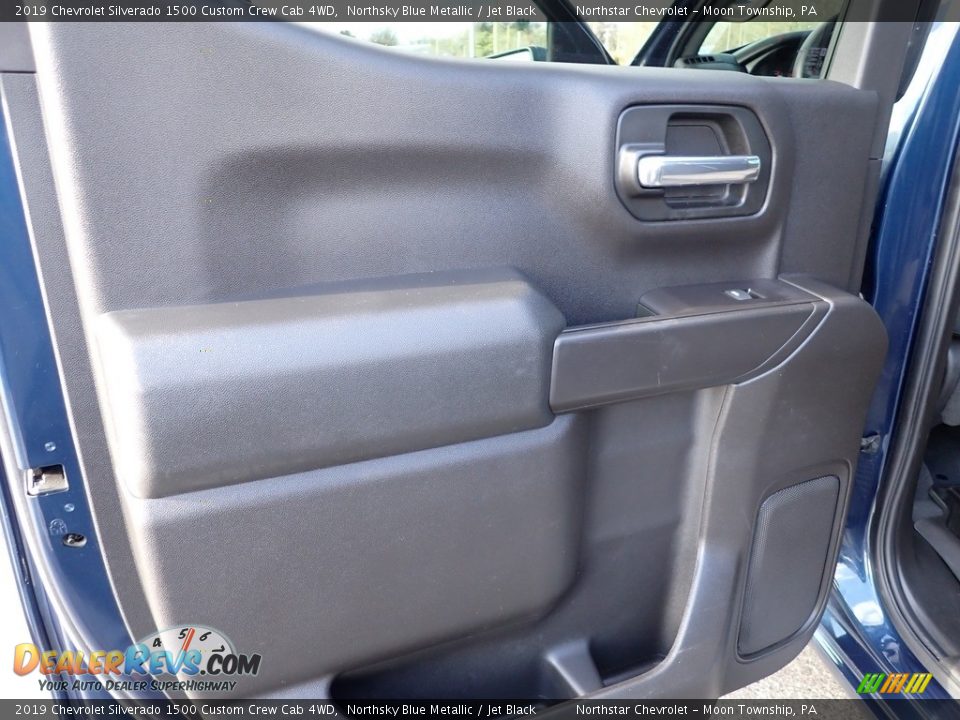 2019 Chevrolet Silverado 1500 Custom Crew Cab 4WD Northsky Blue Metallic / Jet Black Photo #22