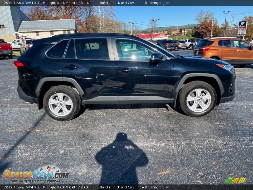 2019 Toyota RAV4 XLE Midnight Black Metallic / Black Photo #5