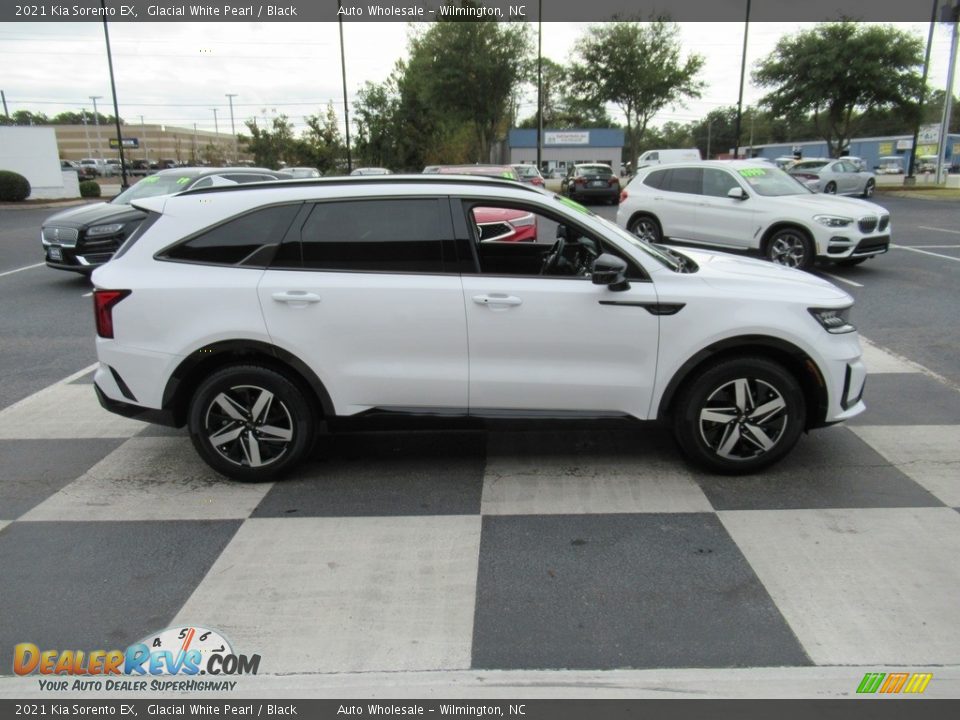 2021 Kia Sorento EX Glacial White Pearl / Black Photo #3