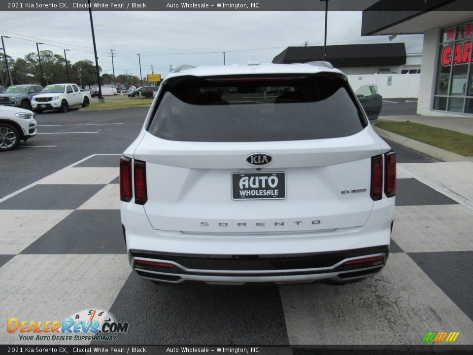 2021 Kia Sorento EX Glacial White Pearl / Black Photo #4