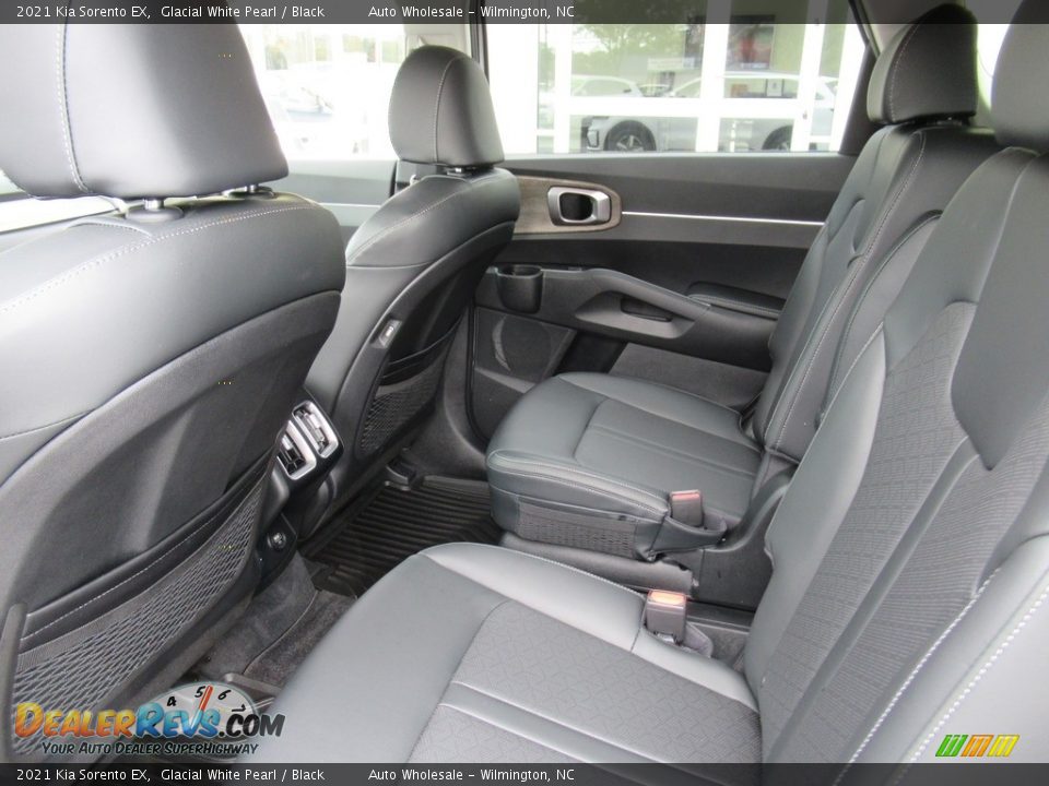2021 Kia Sorento EX Glacial White Pearl / Black Photo #12